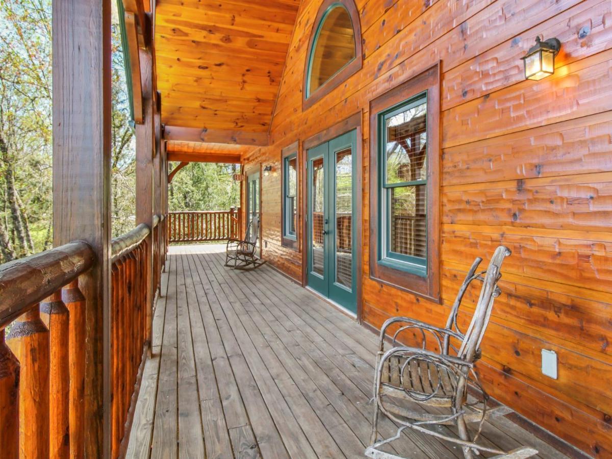 Big Sky Lodge II ガトリンバーグ エクステリア 写真